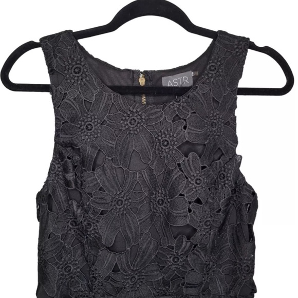Lace Crochet ASTR The Black Label Women’s Black Sleeveless Midi Dress Medium - Picture 12 of 16